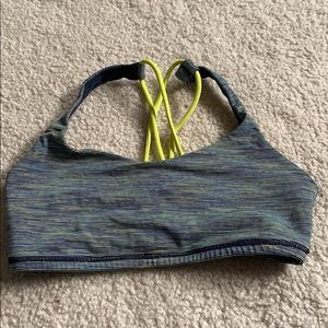 Lululemon sports bra